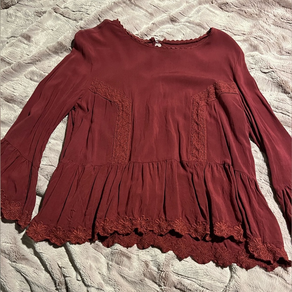 Emberley Large maroon floral lace shirt